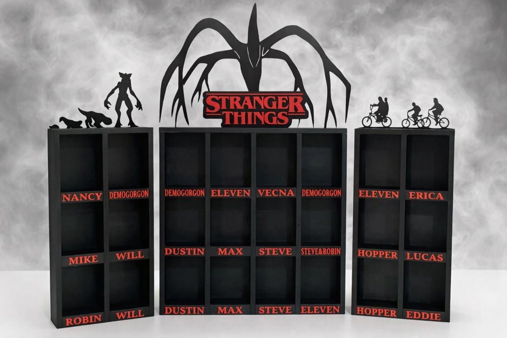 Поличка для фігурок Stranger Things Kinder Joy