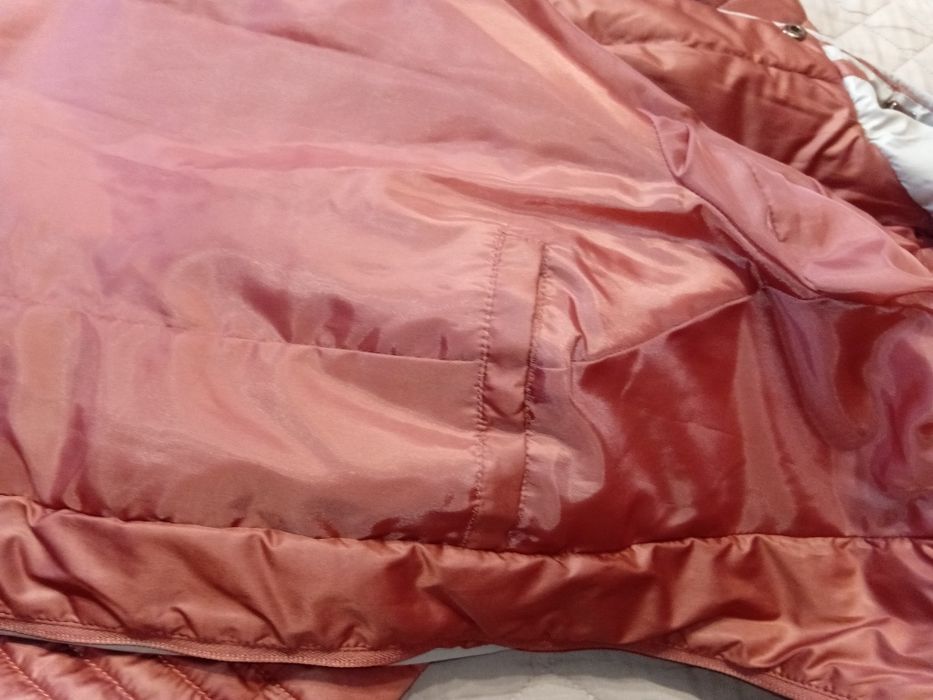 Куртка жіноча осіння