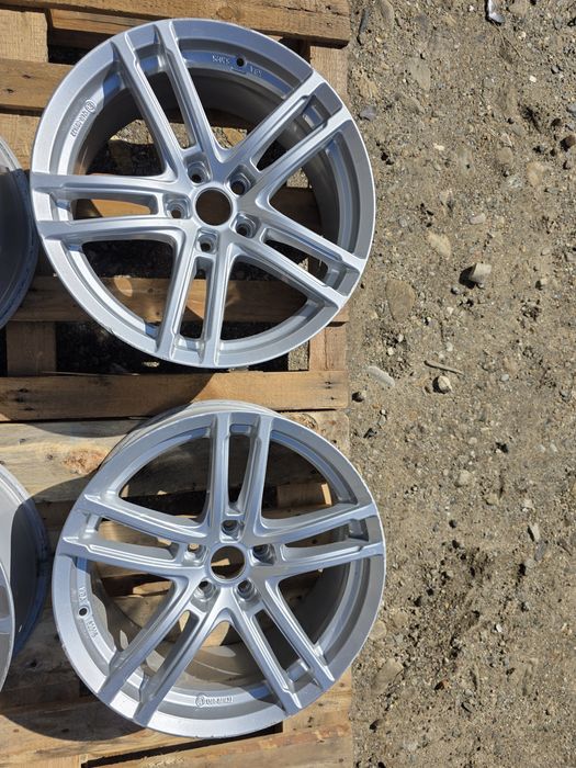 Alufelgi Dezent 5x112 Audi VW Mercedes Skoda 8jx18" ET 30 KBA 52095