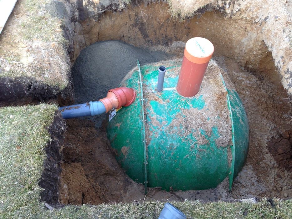 Szambo ekologiczne - szamba - zbiornik na deszczówkę 2600litrów.