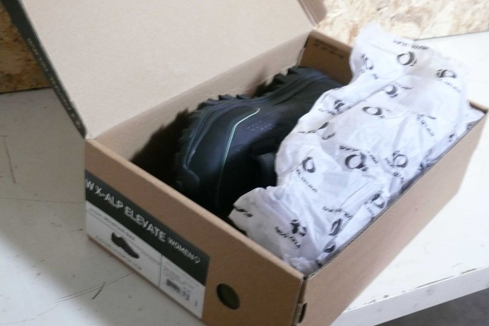 Tênis de Bicicleta X-Alp Elevate -Mulher- da Pearl Izumi