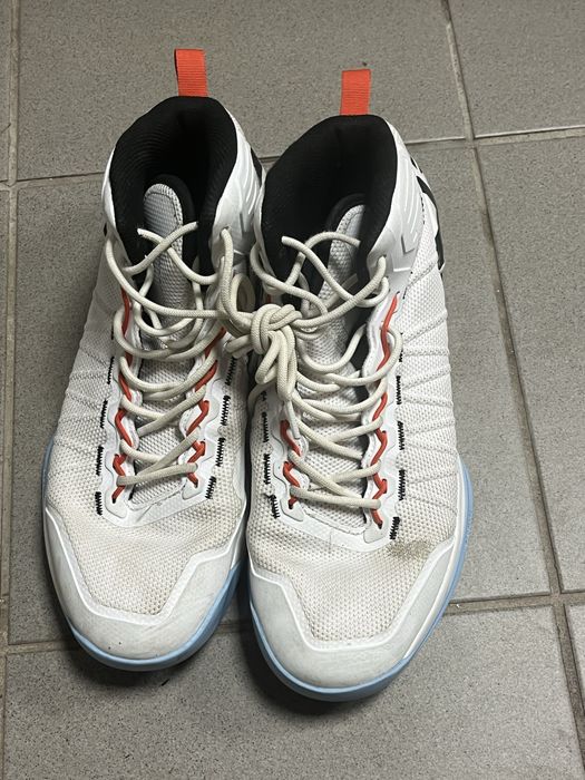 Buty do koszykówki halówki