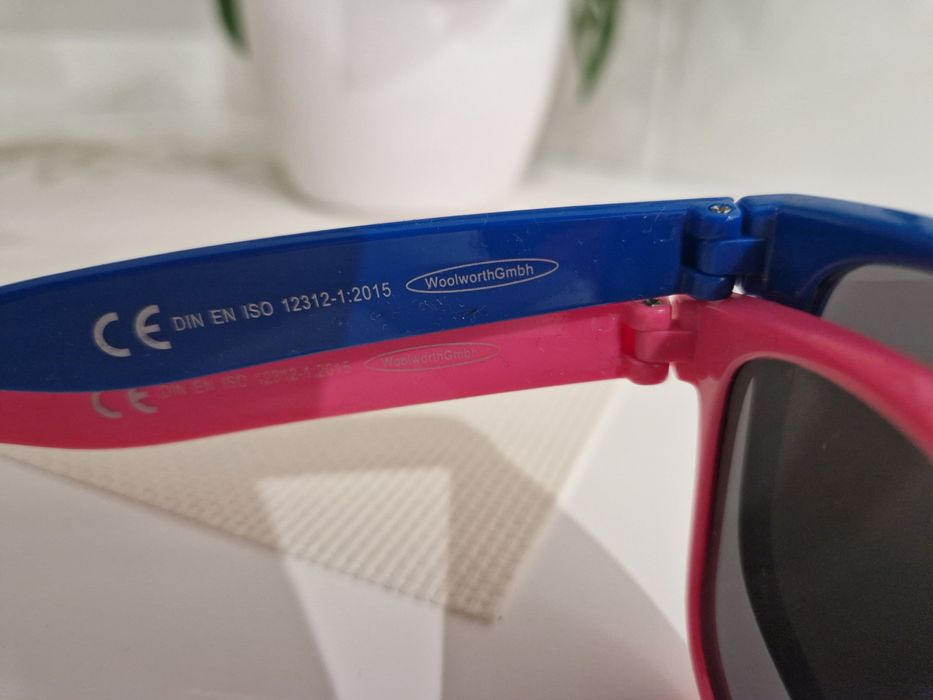 2x okulary przeciwsłoneczne Woolworth plastikowe /  różowe i  niebiesk