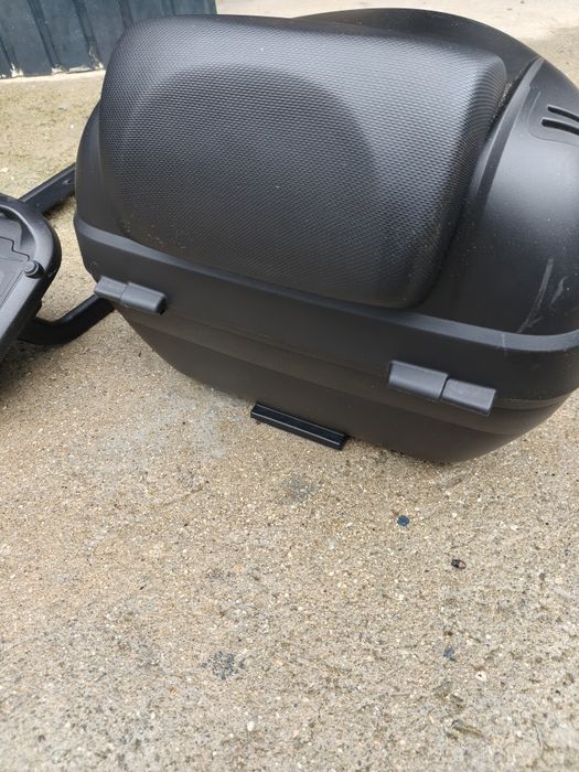 Top case Shad SH 33 com suporte