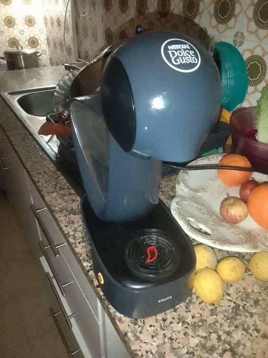 Máquina de café dolce gusto Água não sai