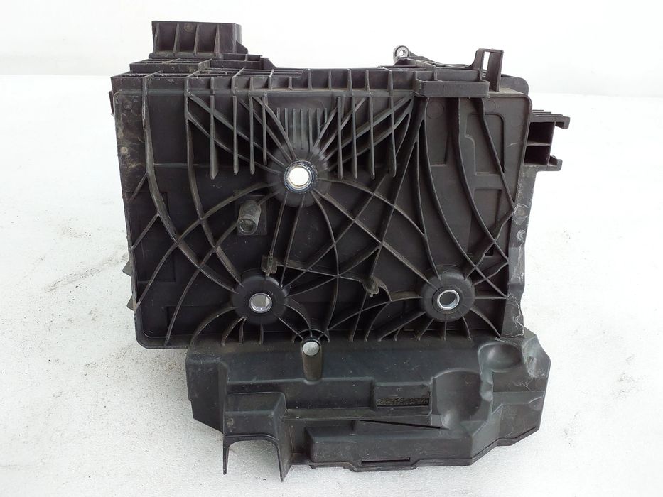 Base / caixa da bateria RENAULT Megane IV (B9A/M_)