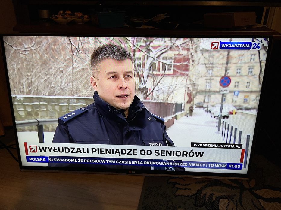 Telewizor Lg 42 cale 42LB671V dvb-t2 smart tv netflix youtube