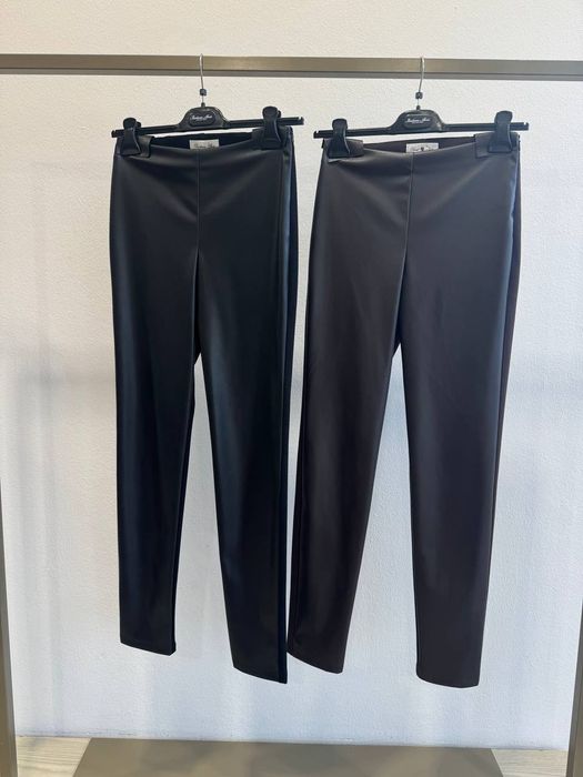 Легінси у кольорі шоколад. Розмір С, підійде і на М.