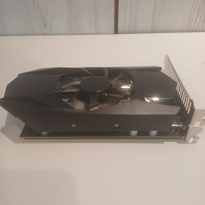 Відеокарта Radeon HD 7670 4GB GDDR5 ОЕМ 128 bit.