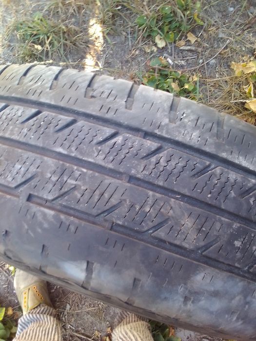 Продам шини Conti Van Contact