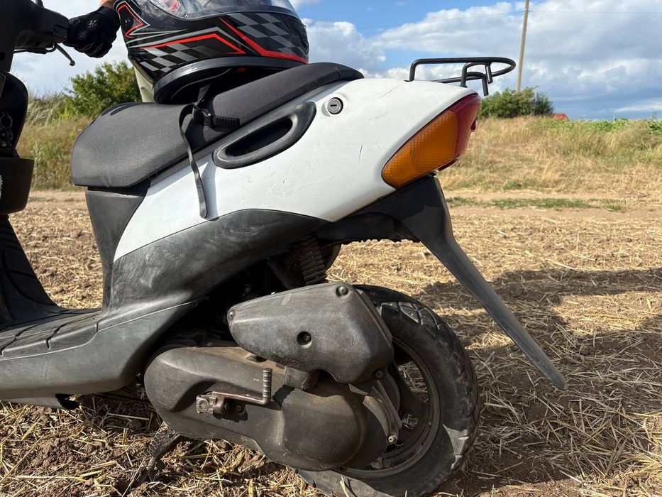 Продам скутер Suzuki Let's 2 (50 кубів).