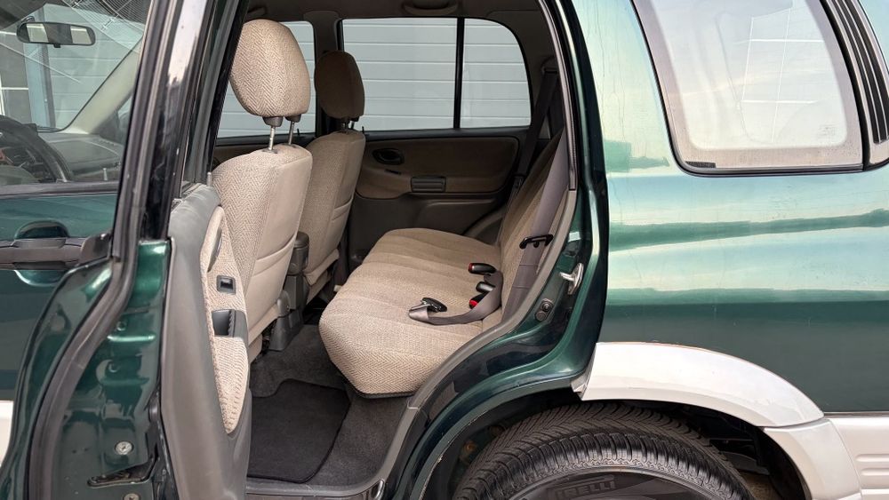 SUZUKI Grand Vitara 2.0TD 4×4 KIT Off Road 1998 IRREPREENSÍVEL