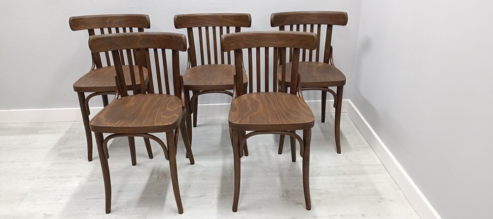 Krzesła Thonet Fameg Radomsko po renowacji restauracja dostępne 30szt