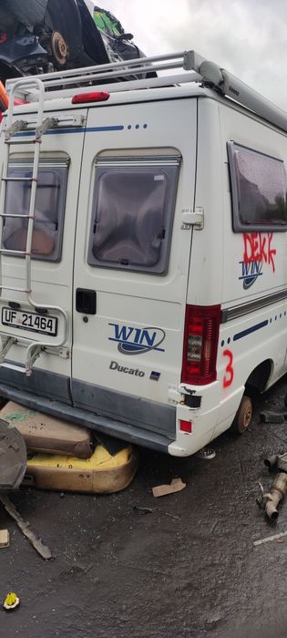 Adria Kamper całe wyposażenie