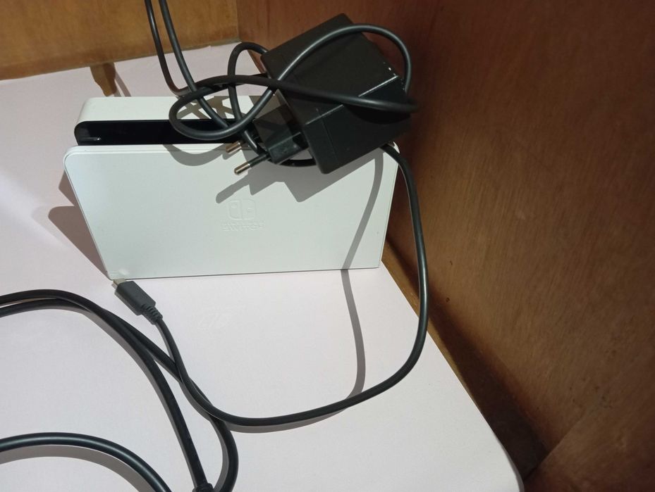 Vendo Nintendo switch OLED!