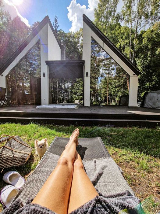 Dom do wynajęcia z jacuzzi, prywatną plażą i pomostem