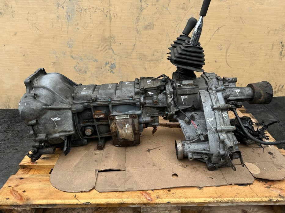 skrzynia + reduktor mitsubishi l200 2.5 d kompletna m0i0s5b00i