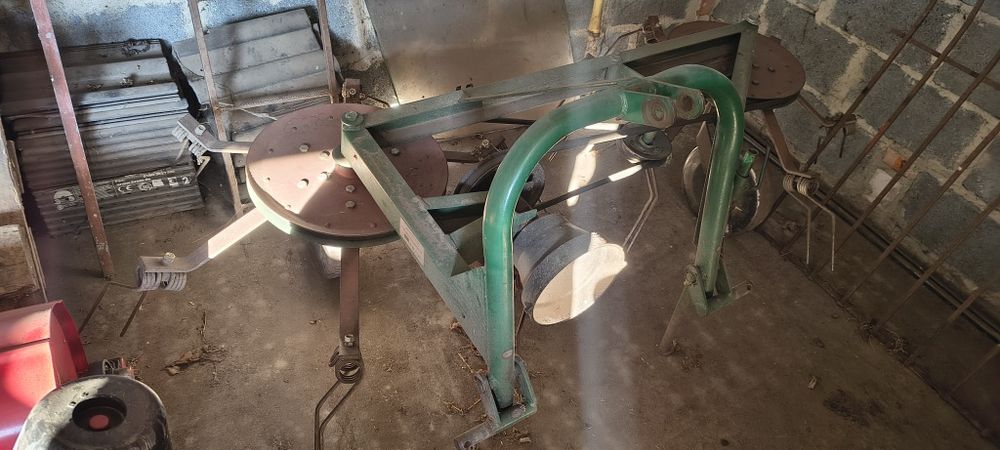 Przetrząsarka przetrząsacz karuzelowy Z-218