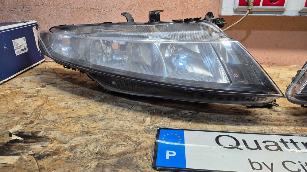 Oticas Farois Honda Civic VIII FN FK 2005 a 2012 Originais Honda Esquerdo Direito