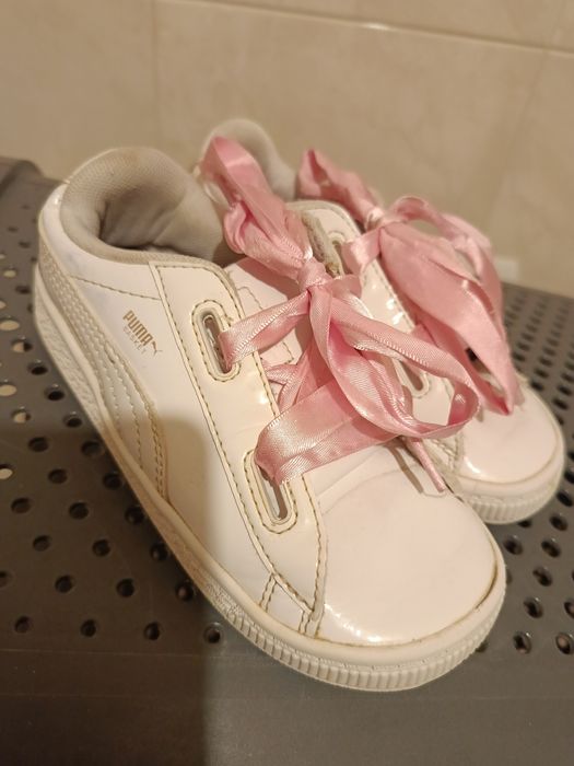 Buty sportowe Adidas 27 sznurówki kokardki białe różowe