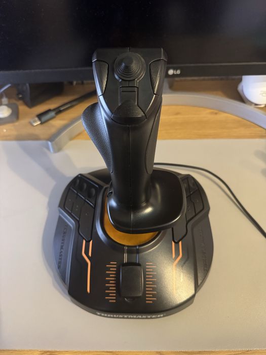 джойстик Thrustmaster T.16000M FCS