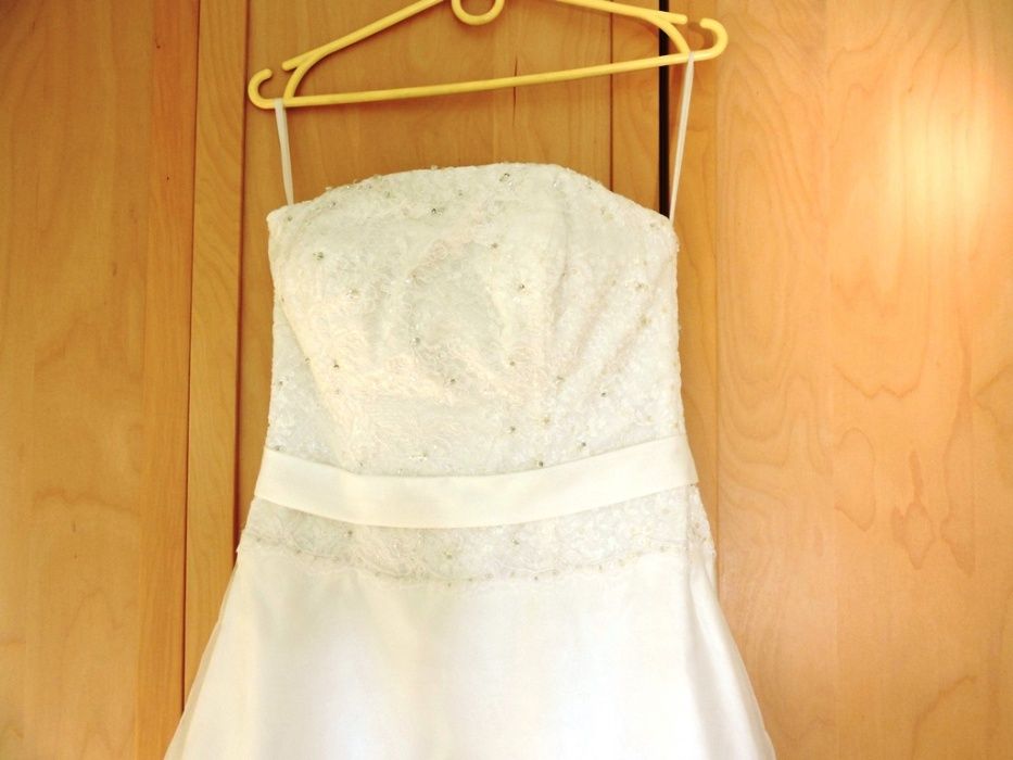 Suknia ślubna LUCCA Victoria z trenem, rozmiar 38