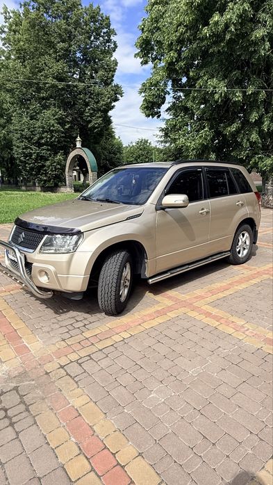 Продам Suzuki granb vitara 2.0 2009 сузукі