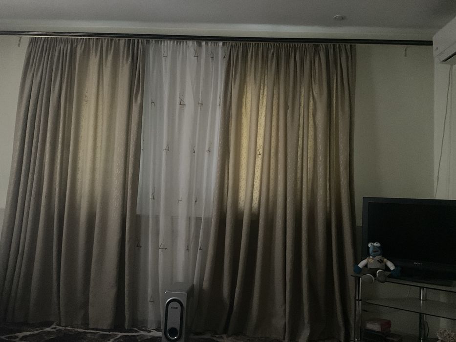 Запорожье Сдам отдельную комнату в трехкомнатной квартире на Гортопе .