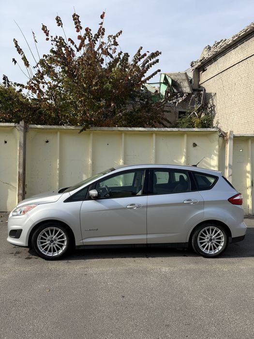 Ford C-max hybrid