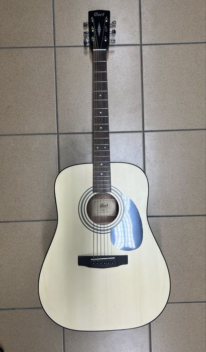 Sprzedam gitarę Cort
