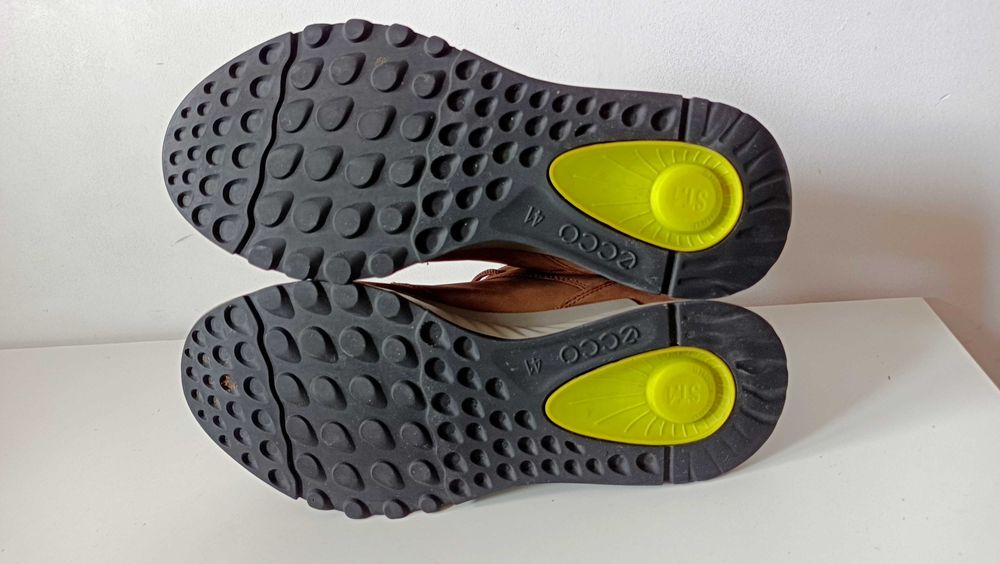 ECCO  Exostride M Low Gtx GORE-TEX  wartość 129 zł tanio