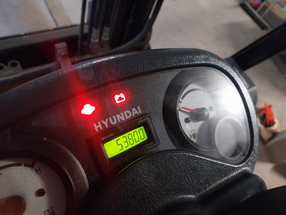 Wózek widłowy HYUNDAI 15L-7 | 2010 r. | LPG