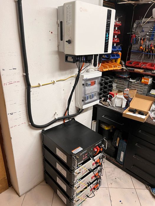 Magazyn Energii  10KWH + Solis S6-EH3P10K-H-EU