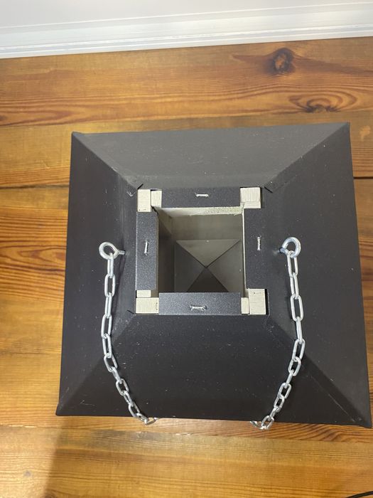 Karmnik dla ptaków nowy