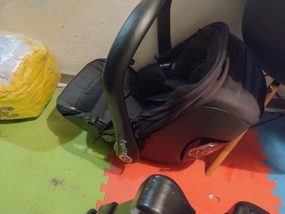 Fotelik z baza isofix/nosidelko Kiddy, 0-9 kg