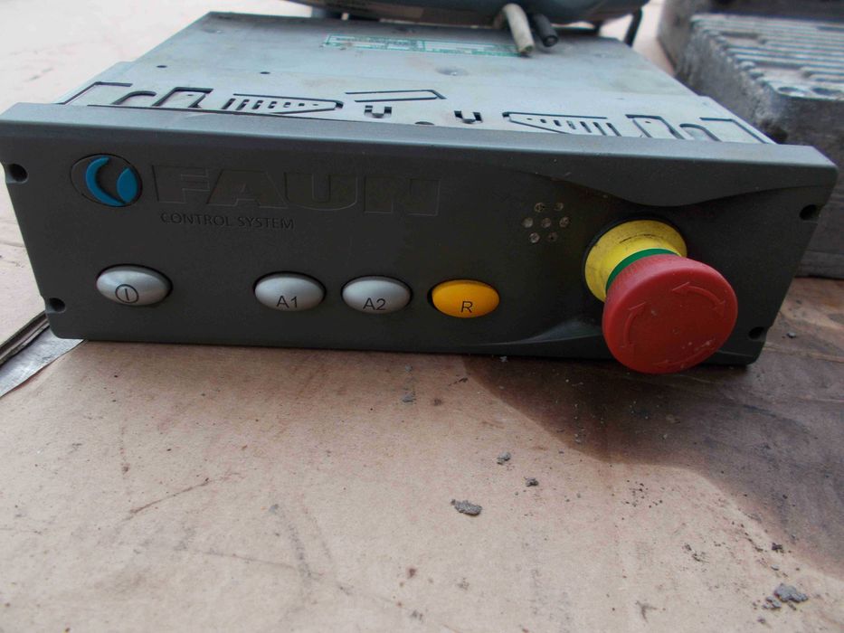 Śmieciarka FAUN sterownik komputer COMMAND MODULE  EA767001