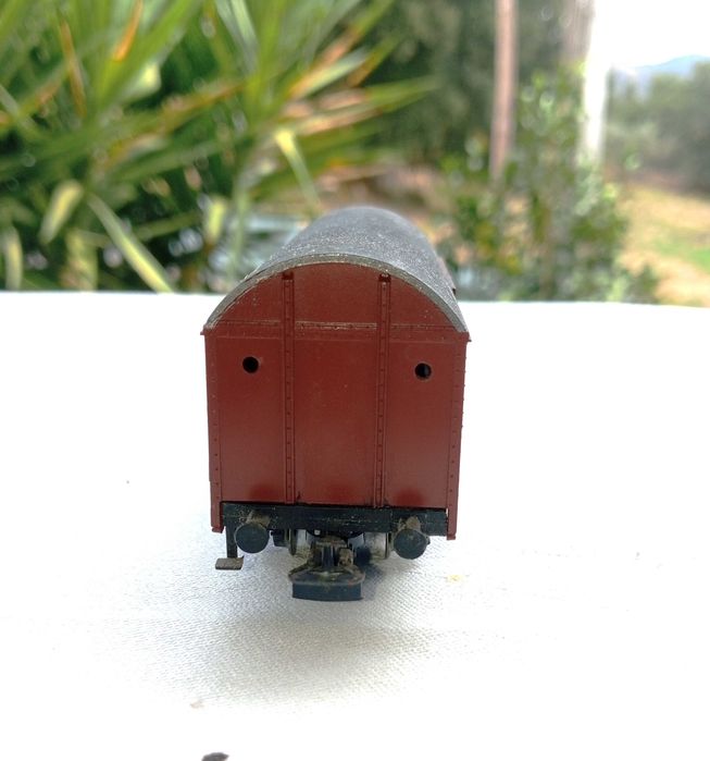 MARKLIN 4410, Vagão fechado com limpeza de linhas
