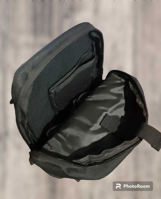 Качественная нагрудная сумка с КОБУРОЙ. Цвет: черный, койот, олива.