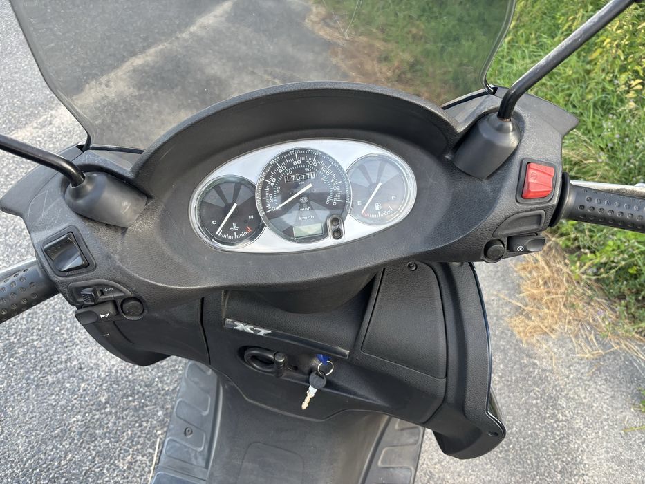 Skuter Piaggio x7 125