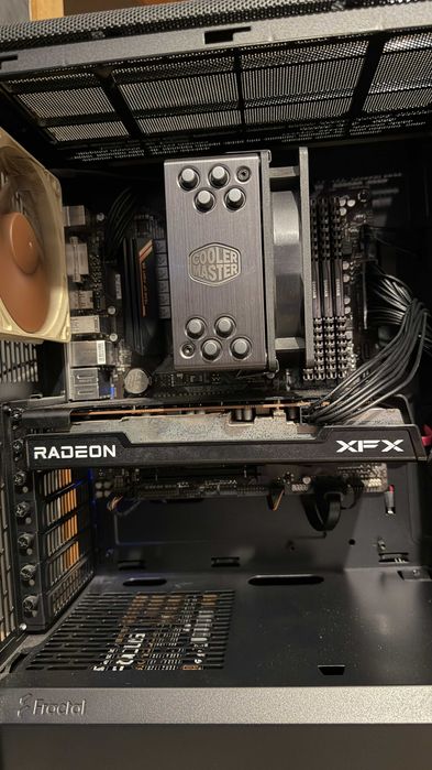 Bundle 6600XT + 5 3600 + B450 + RAM 32GB (4x8GB) DDR4-3200MHz CL16