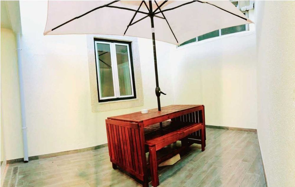 Prédio habitacional à venda em Calçada da Arroios, Arroios