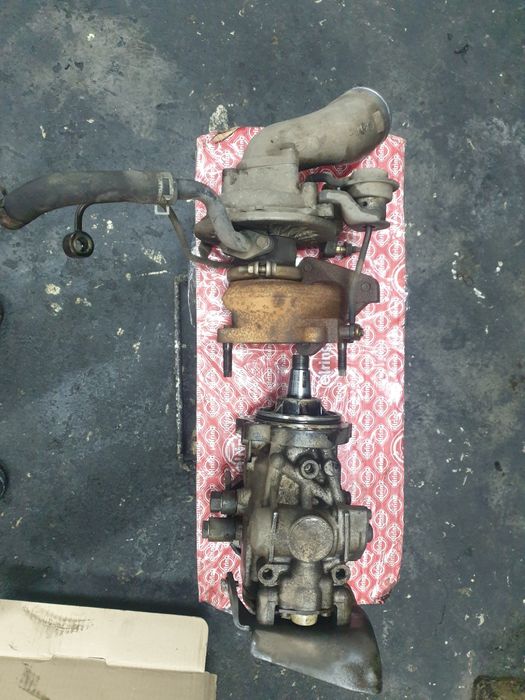 Турбіна Турбина ТНВД 2.5dci YD25 Navara навара D22 Pathfinder