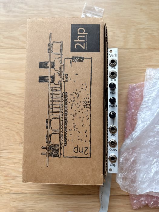 Modulo sintetizador eurorack 2HP Verb