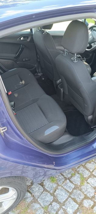 Peugeot 208 allure — photo 4