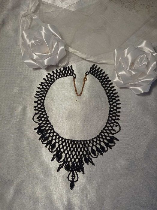 Кольє "Чорний лебідь"