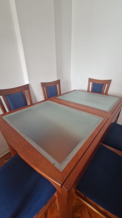 Mesa de jantar extensível em madeira maciça + 6 cadeiras | Tampo vidro