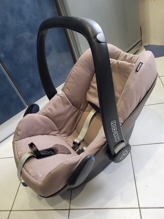 Дитяче автокрісло Maxi-Cosi Pebble