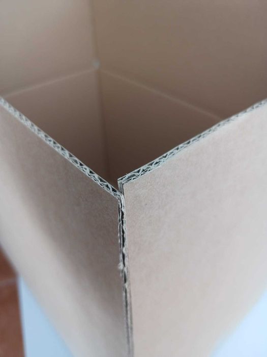 Caixas Cartão Canelado Duplo 60x40x40