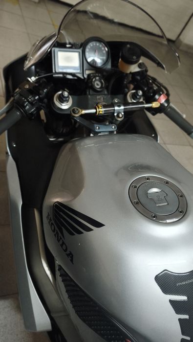 Honda cbr 929  aceito troca super motard etx