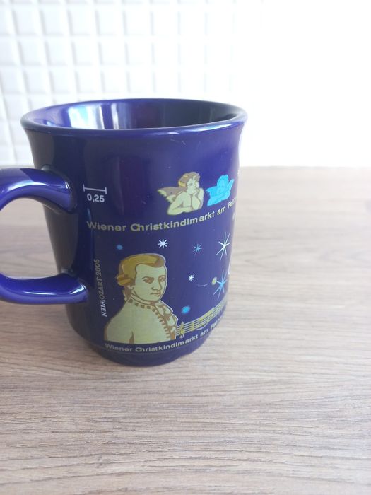 Kolekcjonerski - Kubek  - Świąteczny - Wien Mozart - 2006 rok